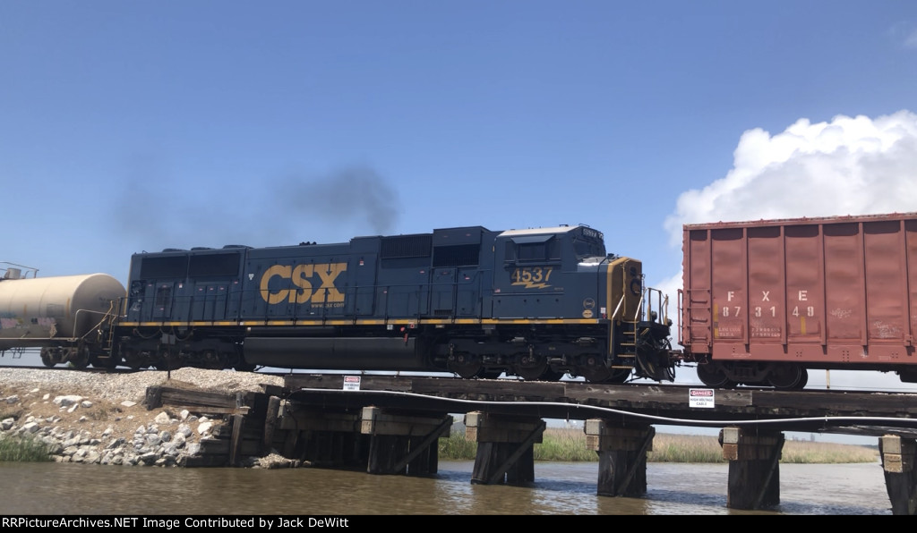 CSX SD70 DPU